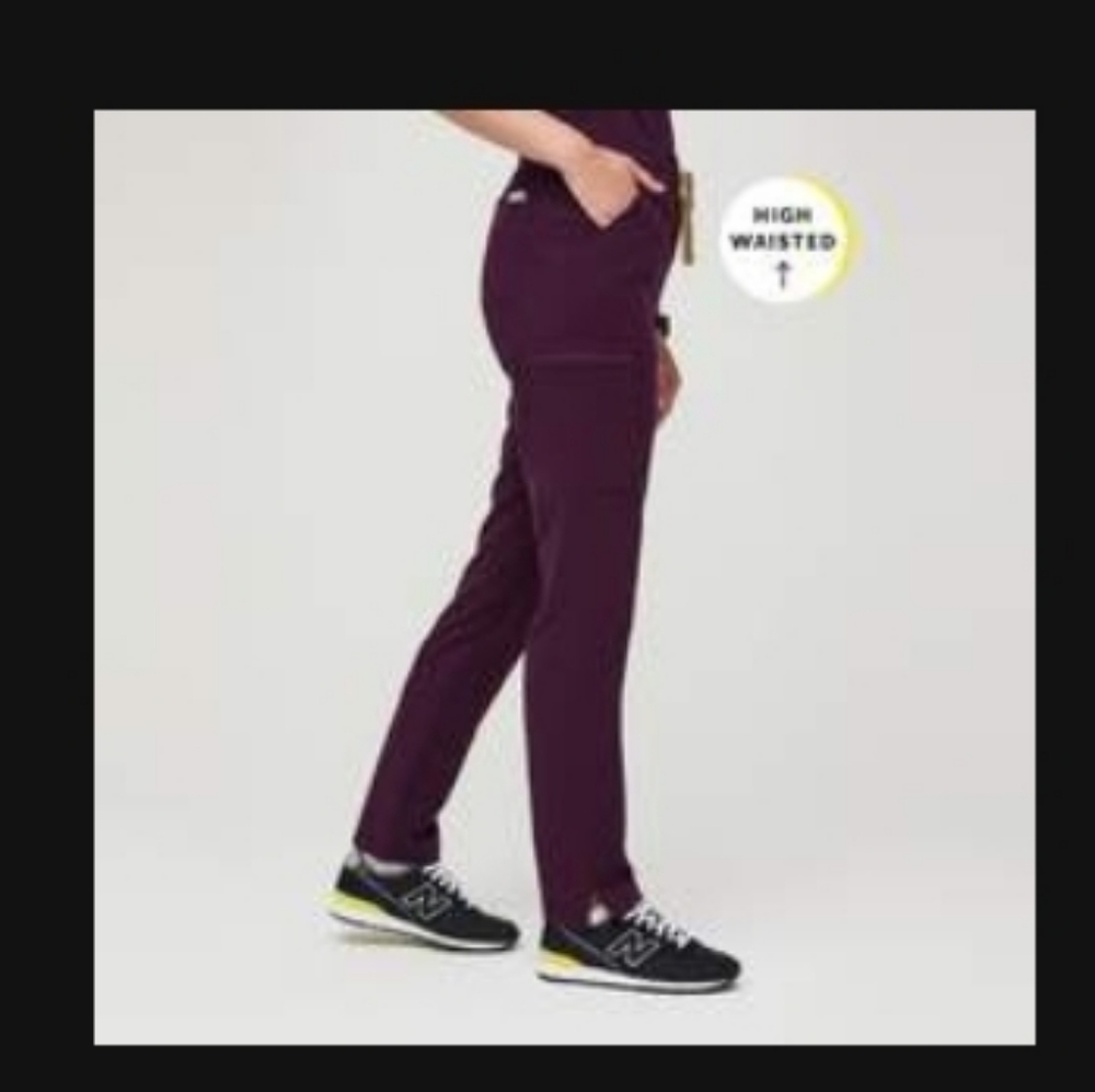 FIGS DEEP PURPLE XS SCRUBS SET Ltd edition - Picture 7 of 7